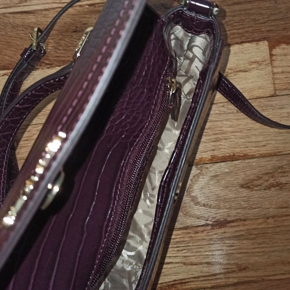 CALVIN KLEIN CROCODILE CROSSBODY BAG - Picture 6 of 7